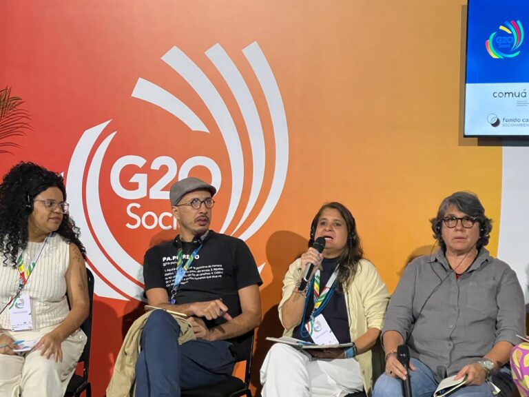 A secretária geral do FunBEa, Semíramis Biasoli, esteve junto com as organizações da Rede Comuá na mesa “Fundos locais e filantropia comunitária no G20 Social”. foto Aliança Territorial.